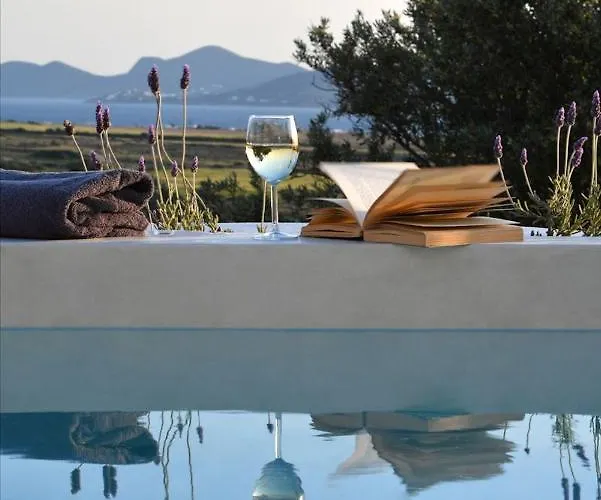 Luxury Paros Thoe Contemporary Luxury 3 Bedrooms